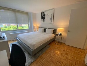 Iron/ironing board, bed sheets - Oceanfront  Breakers Boutique Studio (New York)