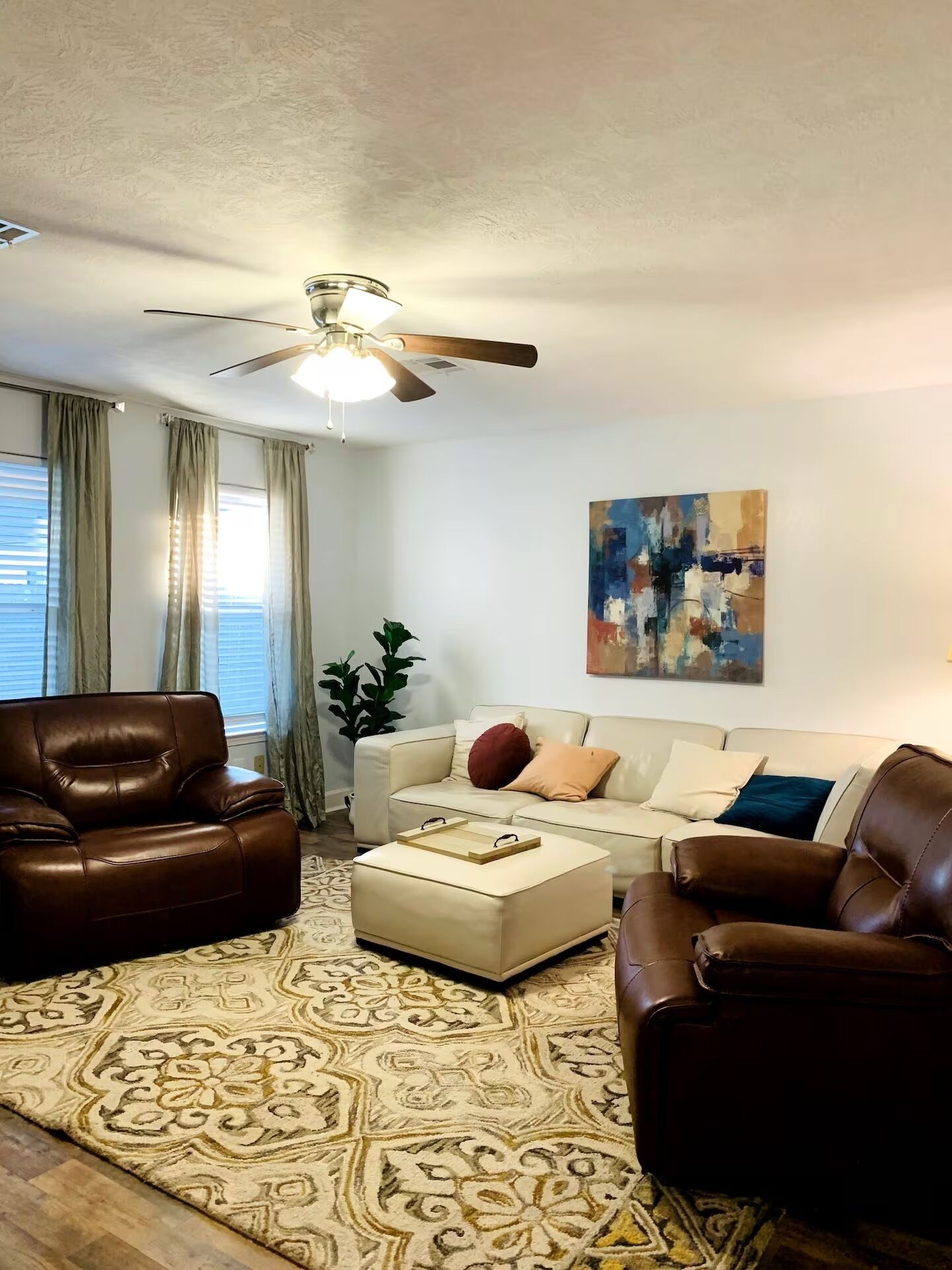 Perfect 3-bedroom House With Ac In Peaceful Baytown - Baytown, TX