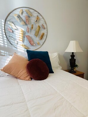 Iron/ironing board, Internet, bed sheets - Perfect 3-bedroom house with AC in peaceful Baytown (Baytown)