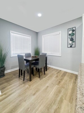Dining - Beautiful & modern 3-bedroom home in Compton CA, with a great outdoor space. (Compton)