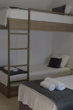 In-room safe, desk, soundproofing, free WiFi