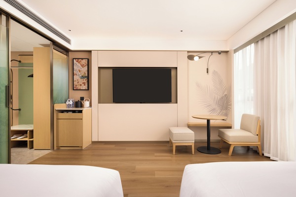 Room, 2 Twin Beds | Laptop workspace, blackout drapes, cribs (free), WiFi (free)