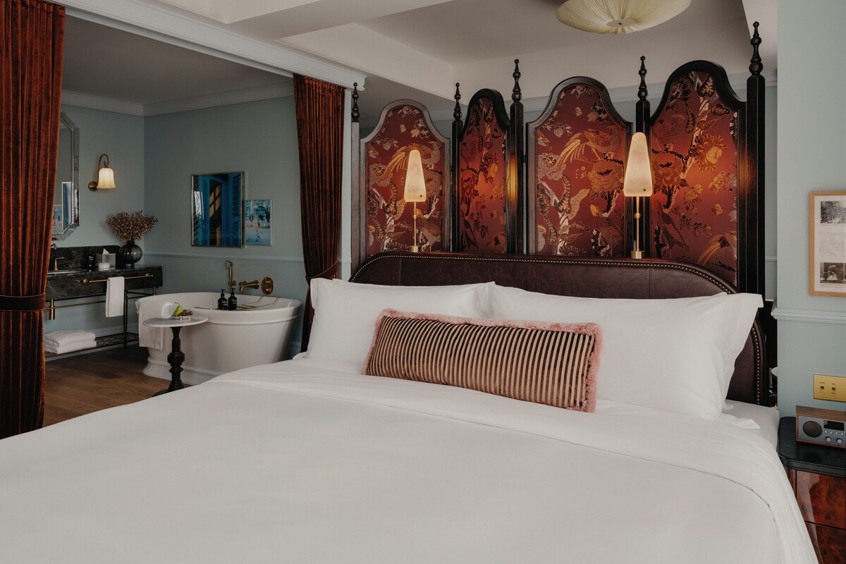 Suite, 1 très grand lit | Literie de qualité, couette en duvet, lit avec matelas à plateau-coussin