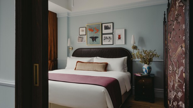 Suite, 1 King Bed - NoMad Hilton Singapore (Singapore)