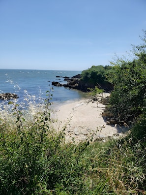 Beach nearby - Er Lannic, 600 m from beach, parking, Wi-Fi, terrace & private garden (Sarzeau)