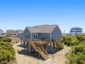 Exterior - Turtle LIVIN | ICW Views, Sleeps 11, Games & Relax (North Topsail Beach)