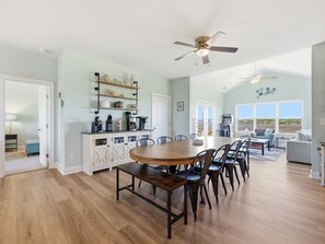 Dining - Turtle LIVIN | ICW Views, Sleeps 11, Games & Relax (North Topsail Beach)