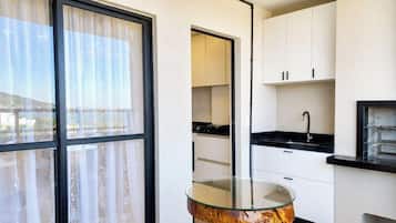 Apartment | Lanai