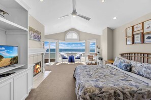 Desk, iron/ironing board, WiFi, bed sheets - 4207 Seashore Drive | Rooftop Deck, Sleeps 12 (Newport Beach)