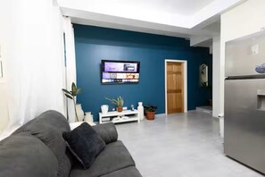 Living area - La Soie Chambre - I In the Heart of Roseau (Roseau)