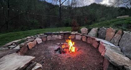 Pet Friendly - Private | Fire Pit & WiFi | RRG