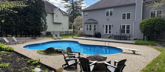 The Fairways Clubhouse - Heated Pool + Saratoga Track Season + Golf
