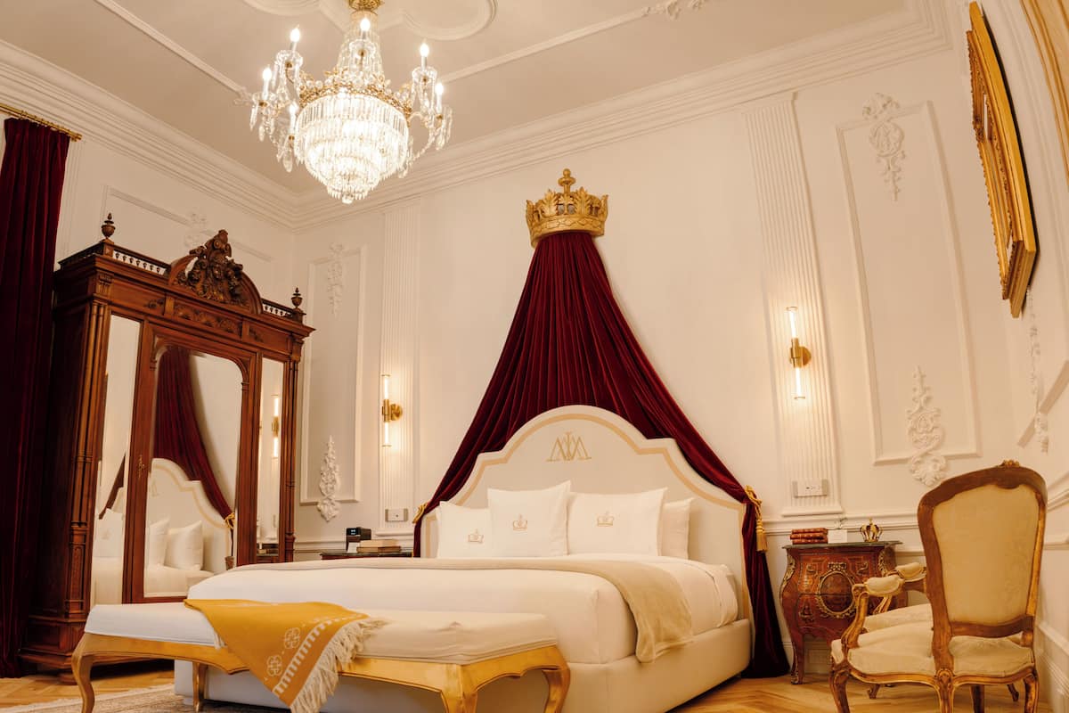 Deluxe Double Room, Garden View | Premium bedding, memory foam beds, minibar, in-room safe