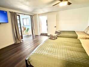 2 bedrooms, desk, WiFi, bed sheets - Escape to quiet pines under star-filled skies (Pine)