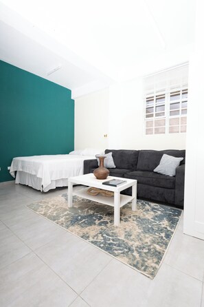 Smart TV - La Soie Chambre - Apartelle II
Central Roseau Apartment (Roseau)