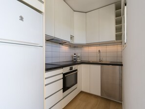 Fridge, microwave, oven, dishwasher - Rocas Rojas Suites San Agustin II (Maspalomas)