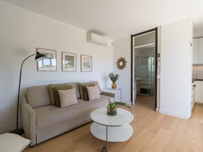 TV - Rocas Rojas Suites San Agustin II (Maspalomas)