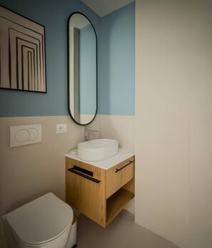 Hair dryer, towels - Costa Studio - Sea Residence (Sarandë)