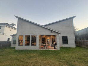 Exterior - House in Conroe (Conroe)