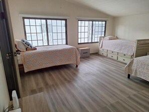 Blackout curtains, iron/ironing board - Jardin del Eden  (Bajo Boquete,)