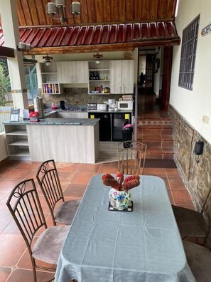 Dining - Jardin del Eden  (Bajo Boquete,)