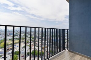Classic Suite, Balcony, City View | Balcony - Arena Vive (Monterrey)