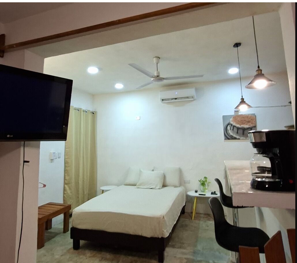 WiFi, bed sheets