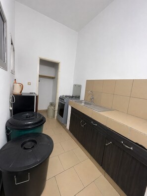 Private kitchen - Furnished residence in a residential area of bingerville (bingerville)