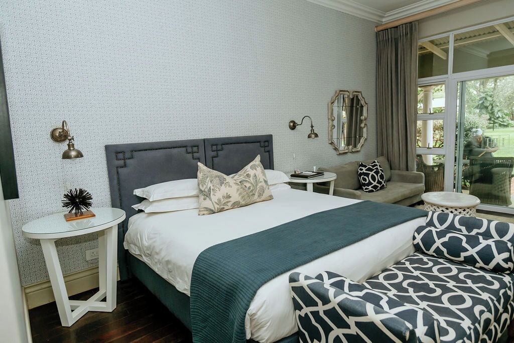Deluxe Double Room | In-room safe, desk, laptop workspace, iron/ironing board
