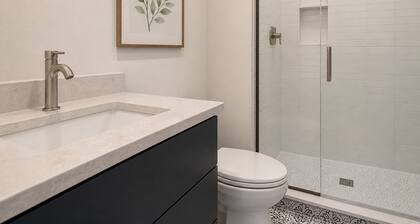Steps to ND Stadium | Luxury 6BR/5BA | Sleeps 13