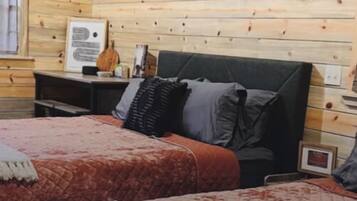 1 bedroom, travel cot, free WiFi, bed sheets