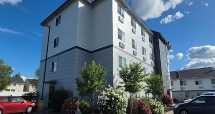 Comfort Inn & Suites Post Falls - Coeur Dalene West