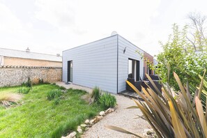 Exterior - Le Gite du Marronnier (MONTAMISE)