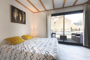 Room - Le Gite du Marronnier (MONTAMISE)
