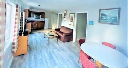 EXIT 5 RESORT & CONDOMINIUM