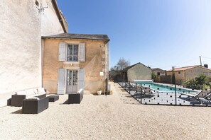 Pool - Le Gite du Manoir - MONTAMISE (MONTAMISE)
