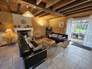 Living area - Vrbo Property (LUSIGNAN)
