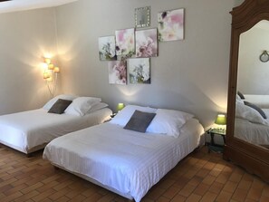 Room - Vrbo Property (MARCAY)