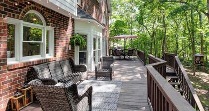 Private Family-Friendly 4BR Furnished Home on 1 Acre at the Weddington Area