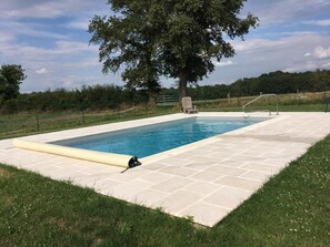 Pool - Vrbo Property (LATHUS-SAINT-REMY)