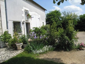 Property grounds - Le Petit Gîte - AVANTON (AVANTON)