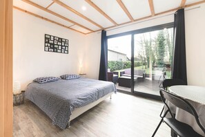 Room - Le Gite du Prunus - MONTAMISE (MONTAMISE)