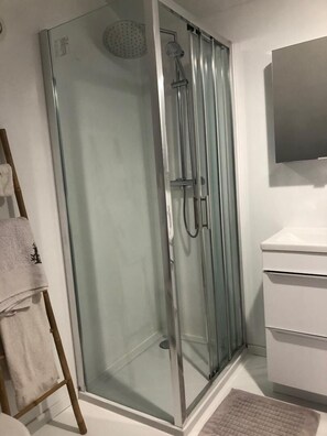 Bathroom - Le Loft 2 - VOUNEUIL SOUS BIARD (VOUNEUIL SOUS BIARD)
