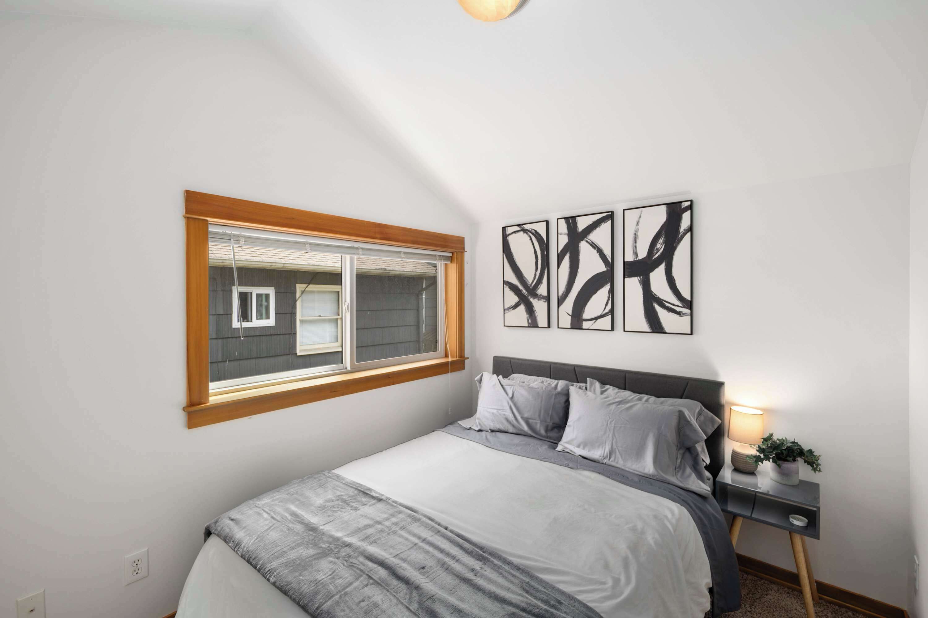 Modern City Retreat  Family Friendly  Free Prkg - Burien