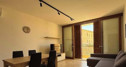 Fort Chambray 2BDR Apartment with Communal Pool