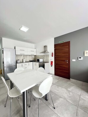 Interior - Swieqi Spacious 3 BDR Apartment by PMI Malta (Is-Swieqi)