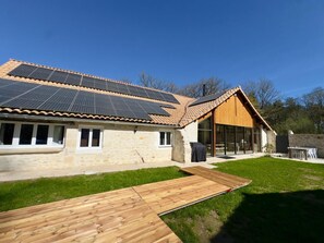 Exterior - Vrbo Property (CHAUVIGNY)