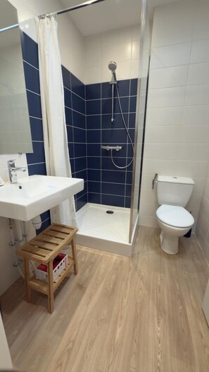 Bathroom - Vrbo Property (MARCAY)