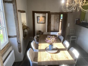 Dining - Les plébins - SAULGE - Gîte (SAULGE)