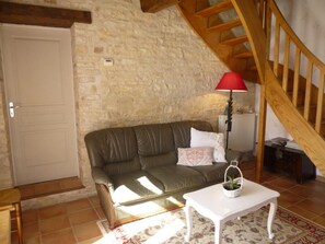 Living area - La Pergola - SAINT-MARTIN-LA-PALLU (SAINT-MARTIN-LA-PALLU)